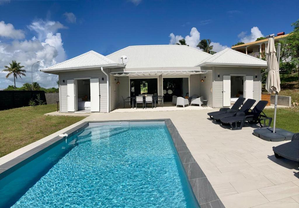 Magnifique Villa Avec Piscine Privative Et Jardin Сен-Франсуа Экстерьер фото