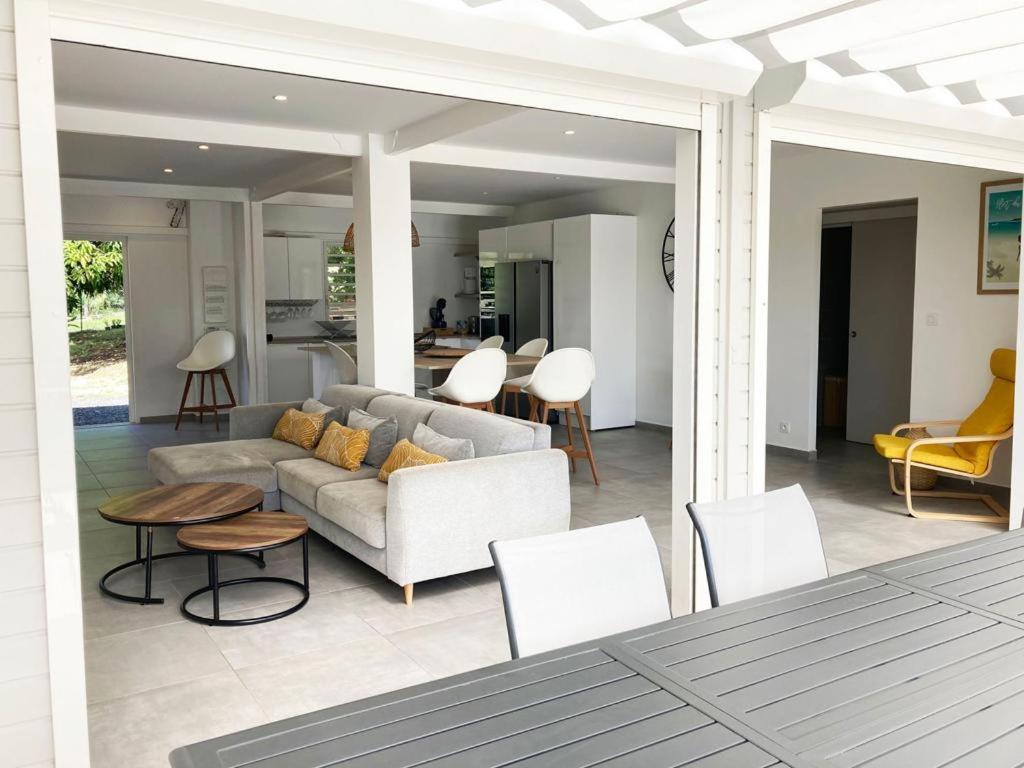 Magnifique Villa Avec Piscine Privative Et Jardin Сен-Франсуа Экстерьер фото